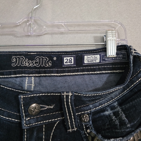 NWOT Miss Me Embellished Rhinestone Distressed Denim Shorts JP5703H Size 28 - Picture 2 of 11